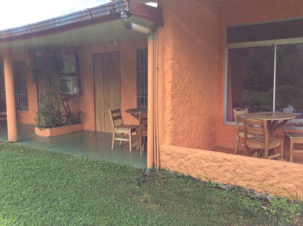 فندق La Fortunaفي  Cabinas Los Guayabos المظهر الخارجي الصورة