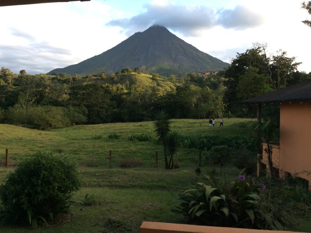 فندق La Fortunaفي  Cabinas Los Guayabos المظهر الخارجي الصورة