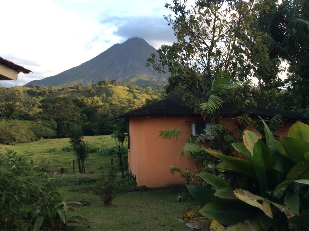 فندق La Fortunaفي  Cabinas Los Guayabos المظهر الخارجي الصورة