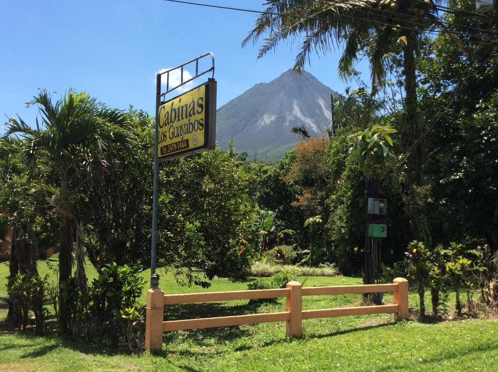 فندق La Fortunaفي  Cabinas Los Guayabos المظهر الخارجي الصورة