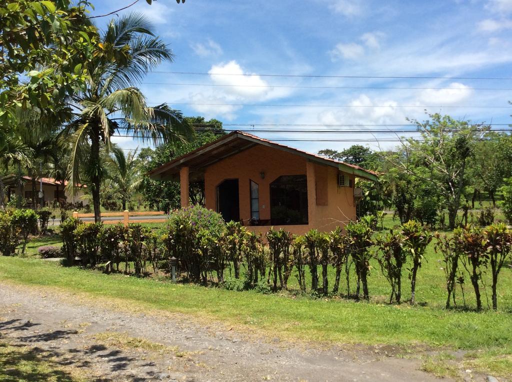 فندق La Fortunaفي  Cabinas Los Guayabos المظهر الخارجي الصورة
