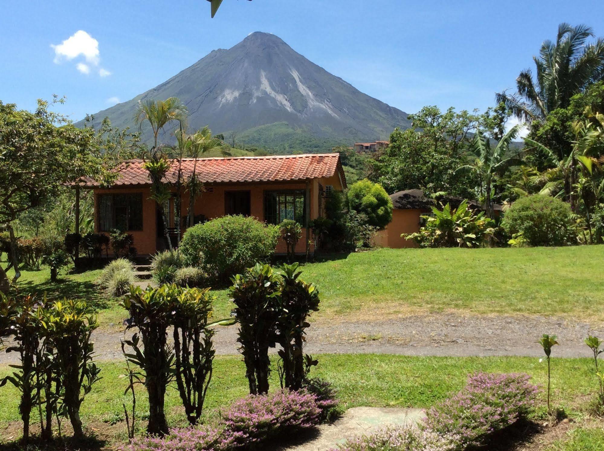 فندق La Fortunaفي  Cabinas Los Guayabos المظهر الخارجي الصورة