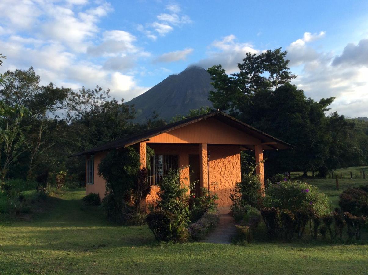 فندق La Fortunaفي  Cabinas Los Guayabos المظهر الخارجي الصورة