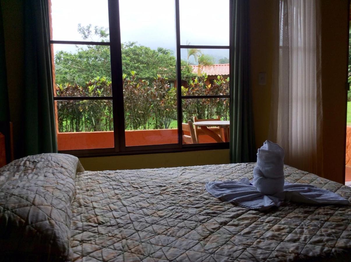 فندق La Fortunaفي  Cabinas Los Guayabos المظهر الخارجي الصورة